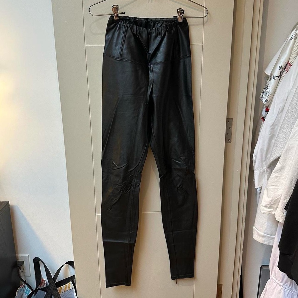 Aritzia Daria Pant
